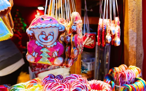 Biscoitos de gengibre no mercado de Natal em Gendarmenmarkt Alemanha Inverno Berlim — Fotografia de Stock