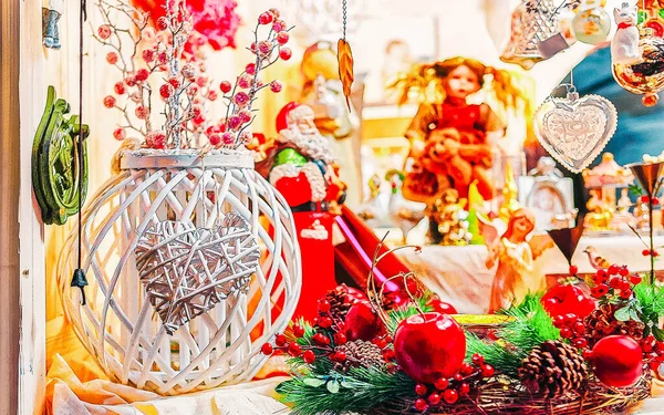 Karácsonyi dekoráció a karácsonyi piacon Vilniusban új — Stock Fotó