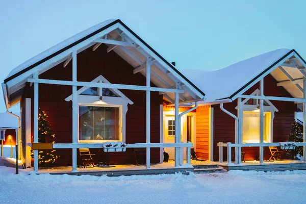 Santa Holiday Village House en Laponia en el Círculo Polar Ártico — Foto de Stock