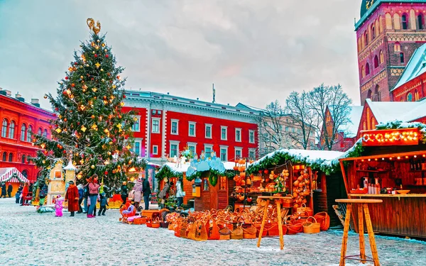 Feira de Natal Europeu barracas Old Riga novo — Fotografia de Stock