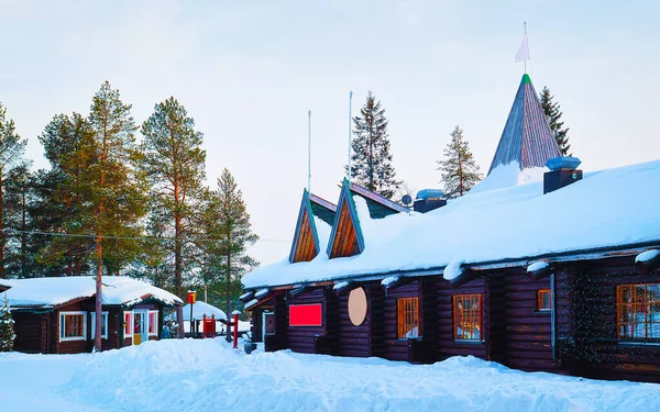 Santa Claus Postkantoor van Santa Village bij zonsondergang nieuw — Stockfoto