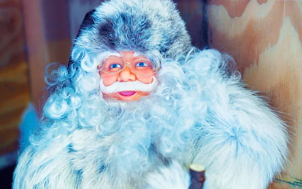 罗瓦涅米圣诞市场的圣诞老人纪念品芬兰拉普兰反射 — 图库照片