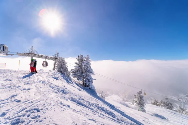 Sun flares and Red Cable cars in Zillertal Arena Austria — Stock Photo, Image