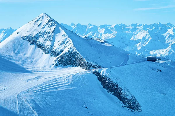 Stanice lanovky na ledovci Hintertux v Rakousku — Stock fotografie