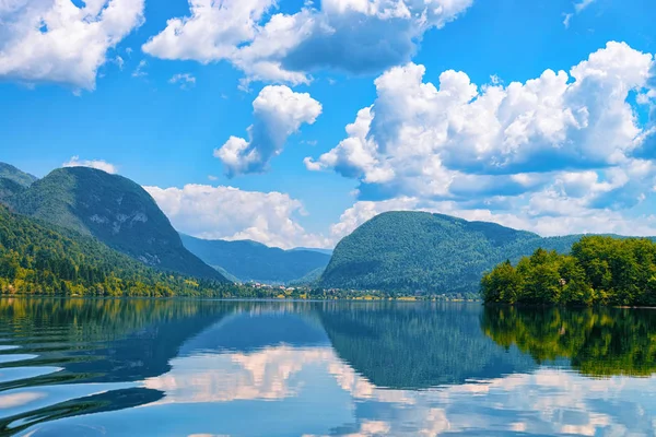 Landskap vid Bohinj Lake i Slovenien Natur — Stockfoto