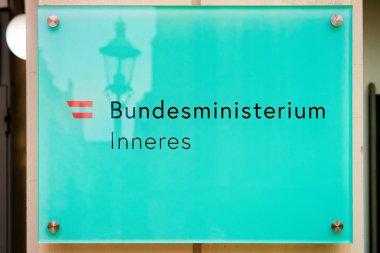 Avusturya 'da Viyana' da Bundesministerium kürk plakası