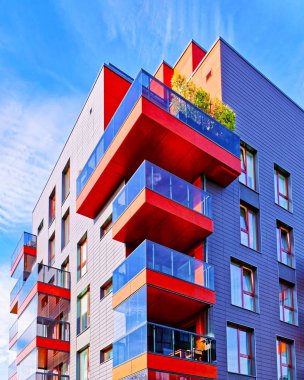 Avrupa refleksli modern cam konut binası