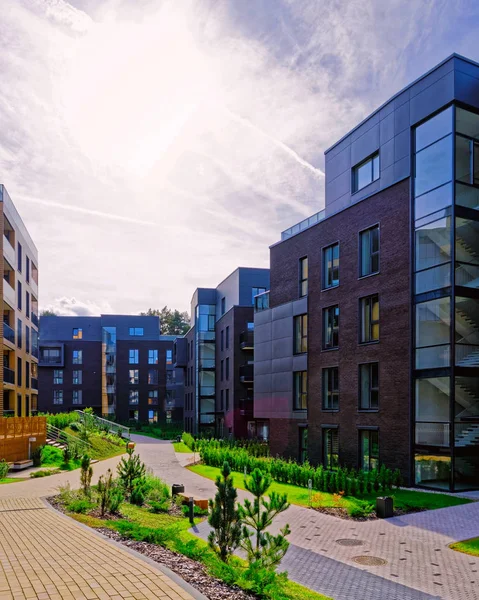 Modern european architecture of apartment residential building quarter reflex — Stock Photo, Image