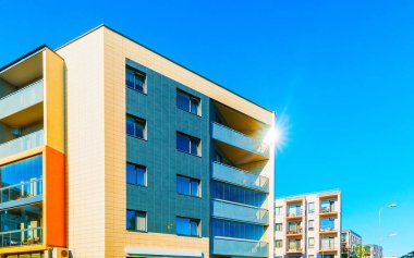 Işık refleksli yeni yerleşim yerleri