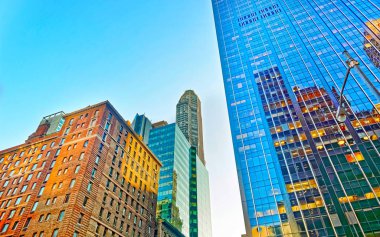 Manhattan Gökdelenleri refleksinin dipteki görüntüsü