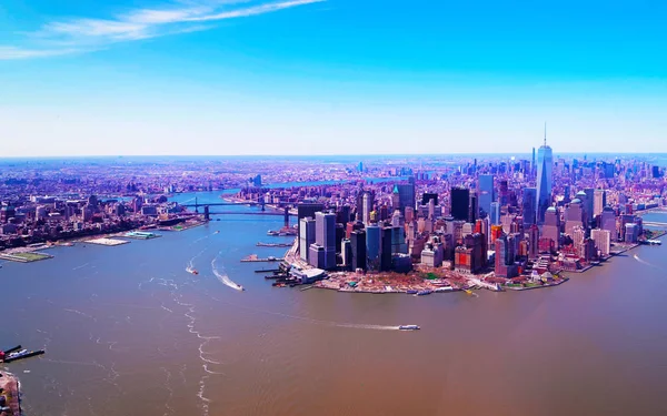 Manhattan con Hudson River y East River Reflejo de Nueva York — Foto de Stock