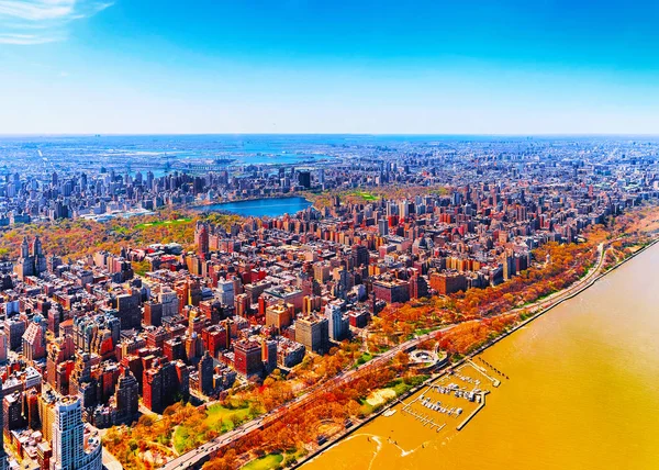 Splendida vista aerea di Manhattan e Central Park reflex — Foto Stock