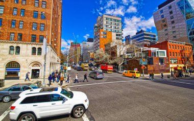 10. Cadde ve 23. Cadde refleksi.