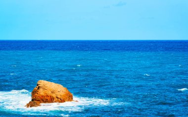 Akdeniz 'de Capo Pecora Sahili Sardunya refleksi