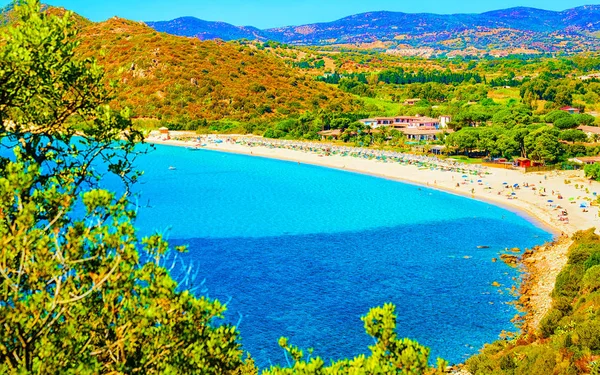Praia em Villasimius no mar Mediterrâneo Sul Sardenha Itália reflexo — Fotografia de Stock