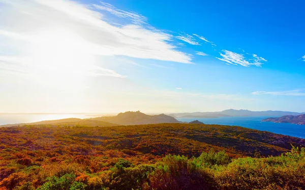 Alba in Costa Smeralda al riflesso del Mediterraneo — Foto Stock