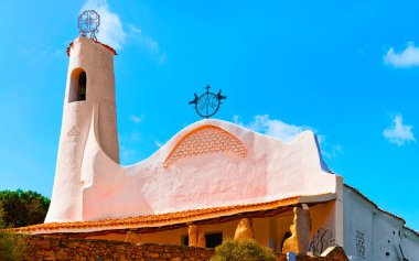 Stella Maris Kilisesi Porto Cervo Sardunya İtalya refleksi