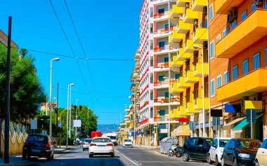 Cagliari refleksiyle yol manzarası