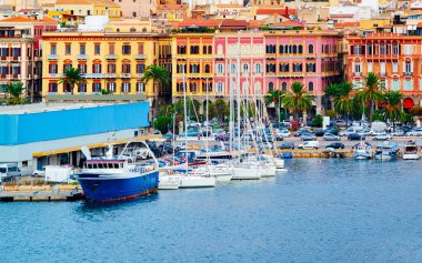 Cagliari refleksli Marina