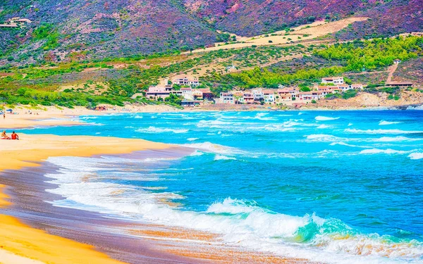Παραλία στη Μεσόγειο θάλασσα στο Buggerru Carbonia Iglesias Σαρδηνία αντανακλαστικό — Φωτογραφία Αρχείου