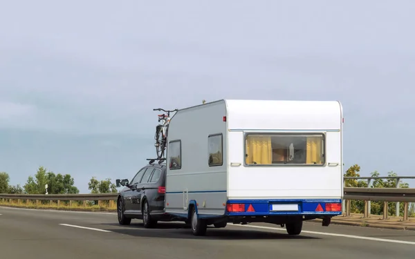 Caravana por carretera de Suiza Imagen De Stock