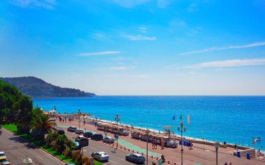 Fransa 'da yaz aylarında İngiliz gezinti güvertesi