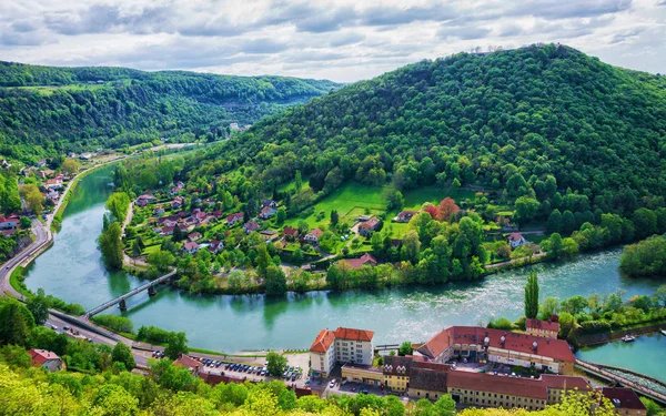 Widok z lotu ptaka na Besancon w regionie Bourgogne Franche Comte Francja — Zdjęcie stockowe