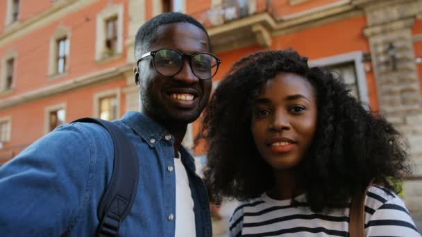 Muda african pasangan — Stok Video