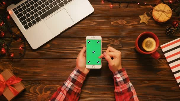 Smartphone com tela verde — Vídeo de Stock