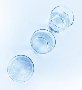 su, beslenme ve sağlık konsepti ile içecek gözlük görünümünün üst