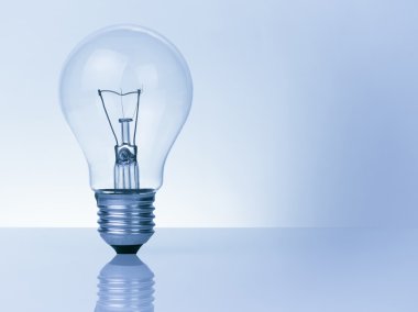 Retro vintage ampul ile mavi renk arka plan üzerinde