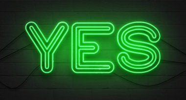 tuğla duvar zemin üzerine yeşil neon işareti yanıp yanıp sönüyor, Evet olumlu işaret 