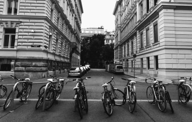 satır park edilmiş Bisiklet