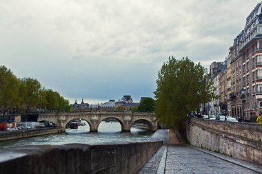 Cityscape eski köprü ile