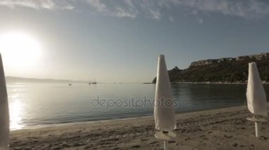 Sandy beach gündüz sırasında