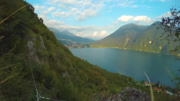 Il lago di Como in una bella giornata — Video Stock