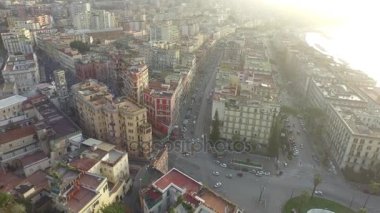 Napoli şehir ve sahil