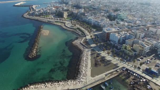 Mola di Bari cidade e beira-mar — Vídeo de Stock