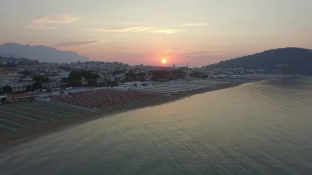 Gaeta városa és a vízparton — Stock videók