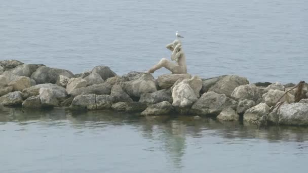 Piccola Statua Della Sirena Taranto Italia Meridionale — Video Stock