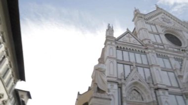 düşük açılı görünüş cephe Katolik Kilisesi'nin Floransa'da Toskana bölgesi