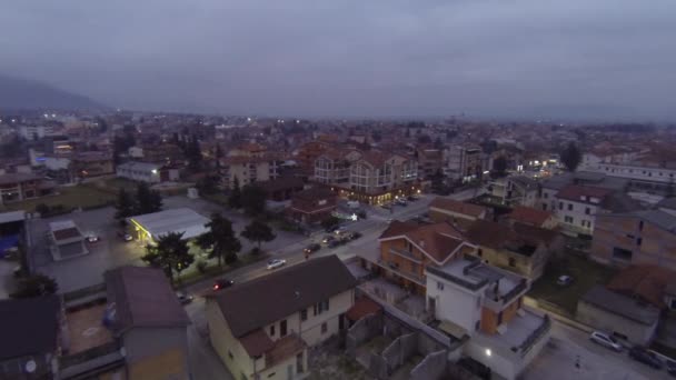 Маленький итальянский городок Авеццано — стоковое видео