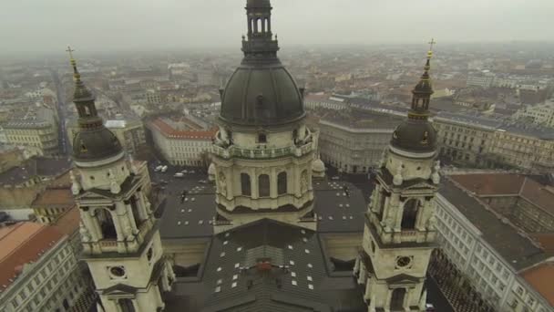 Luchtfoto Van Saint Stephen Church Stad Gebouwen Boedapest Hongarije — Stockvideo