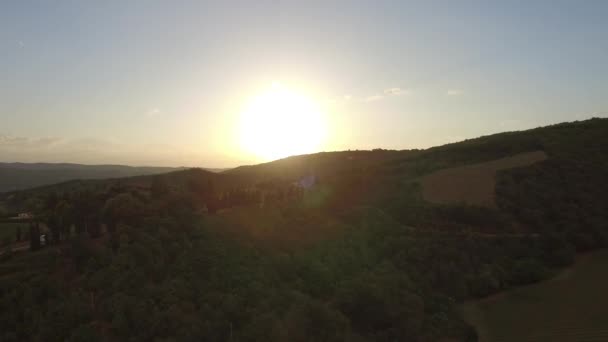 Vista Aérea Del Paisaje Verde Toscana Italia Val Orcia Atardecer — Vídeos de Stock