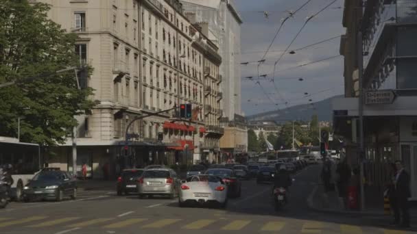 Verkeer Pont Mont Blanc Brug Genève Zwitserland — Stockvideo