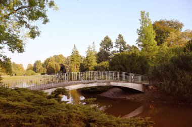 Bahçe Köprüsü Park Gölü