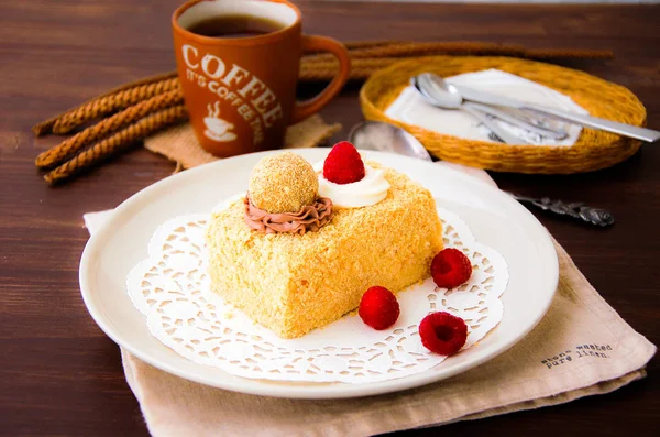 Traditional honey cake — Stock Photo, Image