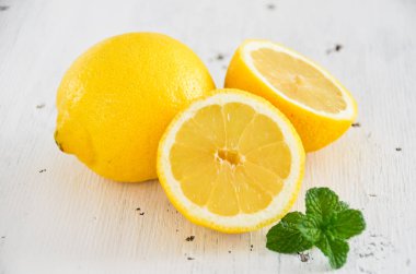 arka plan üzerinde taze limon