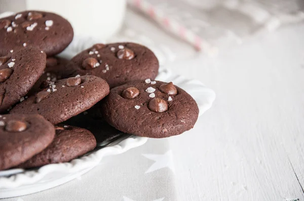 Galletas con chips de chocolate — Foto de Stock