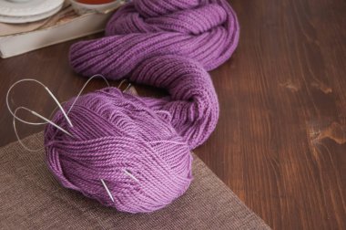 Örgü. Örgü iğne ve iplik